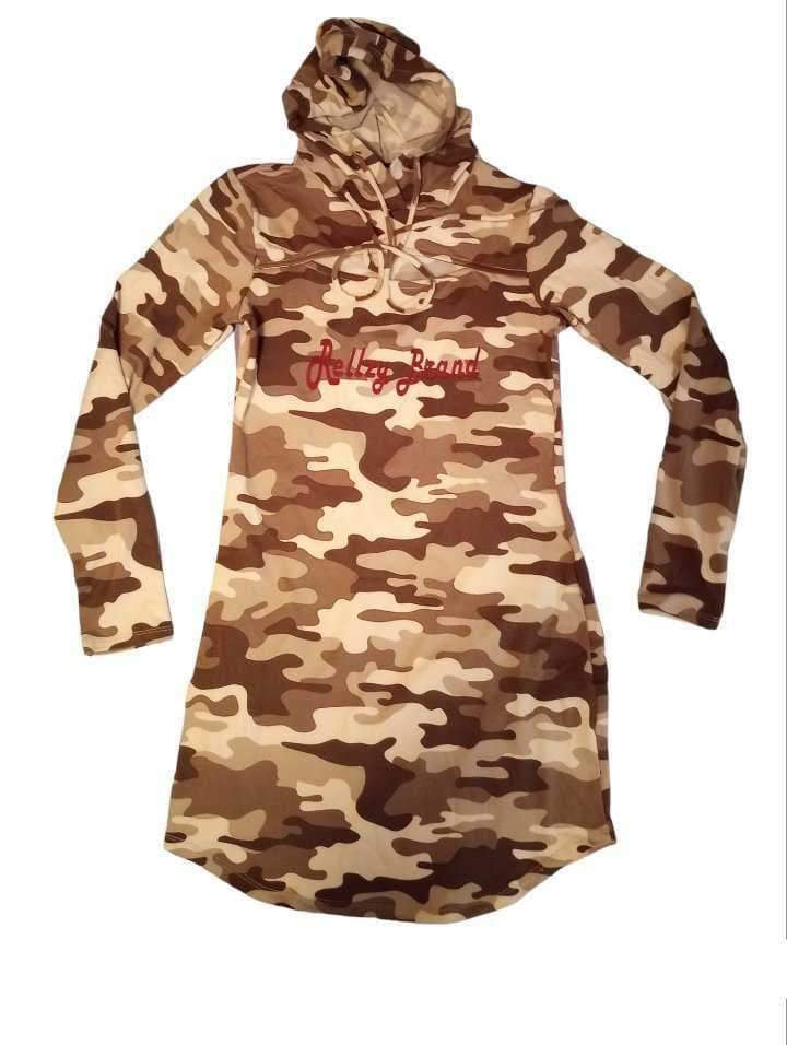 RELLZY BRAND BROWN CAMO LONG SLEEVE HOODIE DRESS